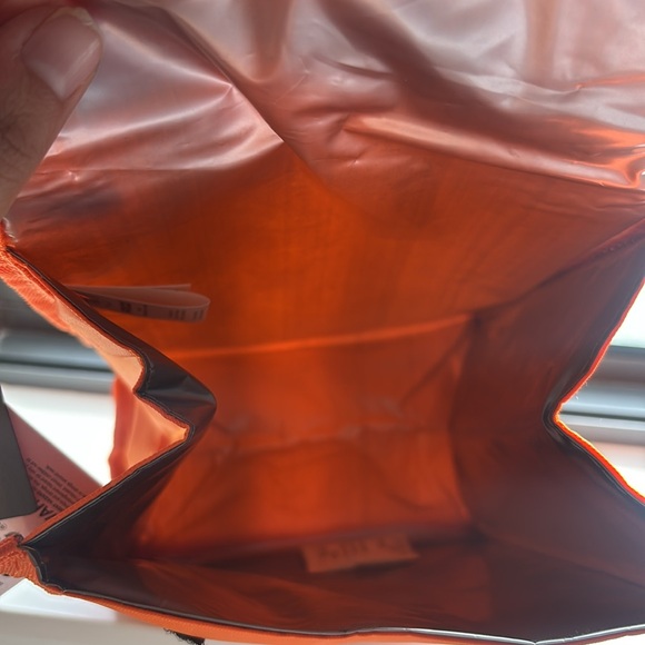 Brand new with tags Miami Dolphins insulated lunch bag - Picture 3 of 3